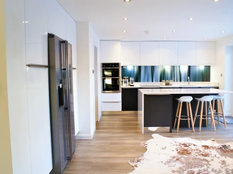 Modern Fitted Kitchen