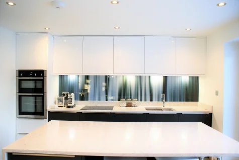 Modern Fitted Kitchen