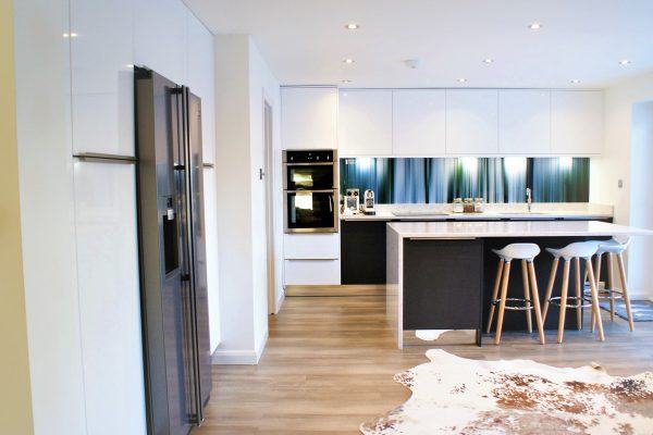 KITCHEN STAINES