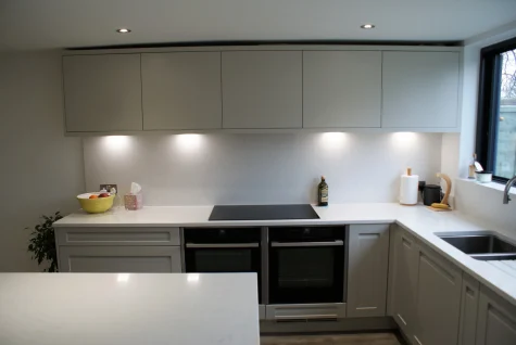 Handleless Shaker Kitchens