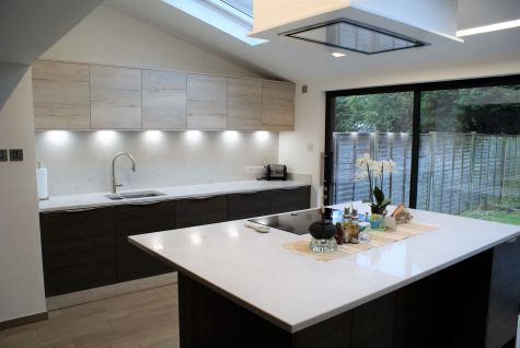 MODERN KITCHEN