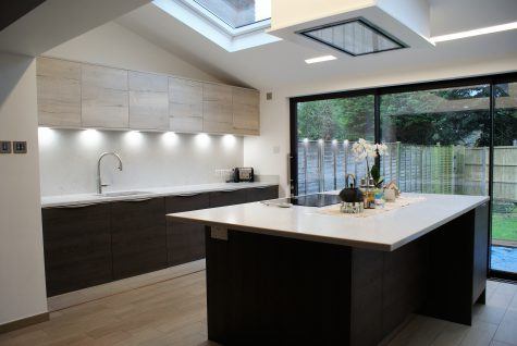 MODERN KITCHEN