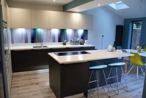 MODERN KITCHEN