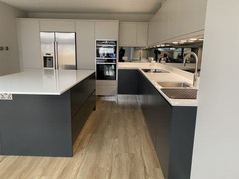 HANDLELESS KITCHEN